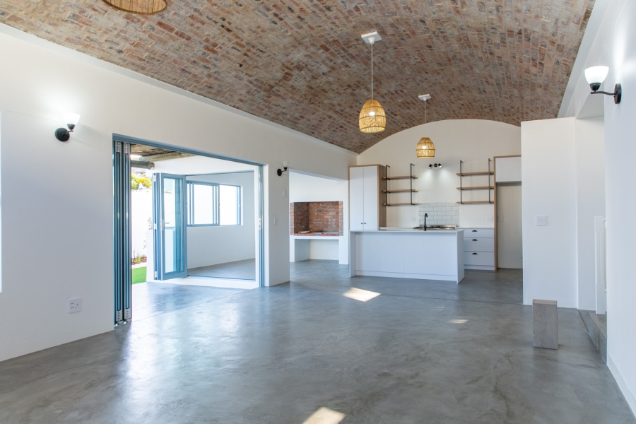 To Let 3 Bedroom Property for Rent in Paradise Beach Western Cape